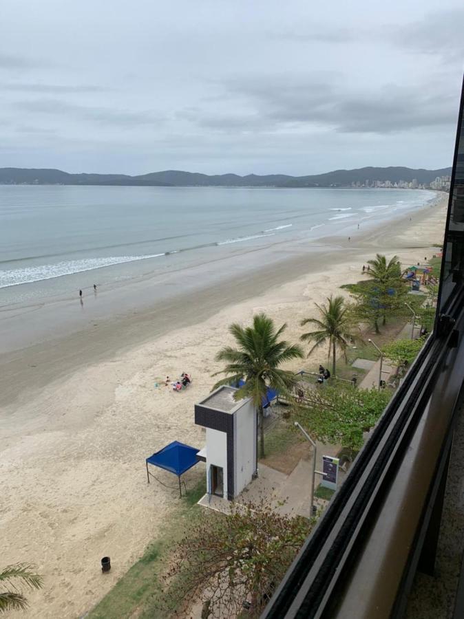 Cobertura Frente Ao Mar Meia -itapema -sc
